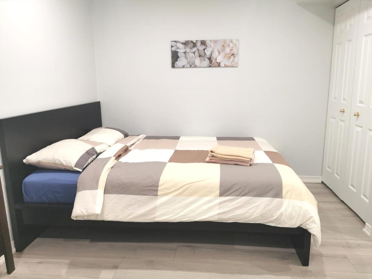 Perfect Location Comfort Private House Lower Level 2 Bedroom Unit Mississauga Kültér fotó