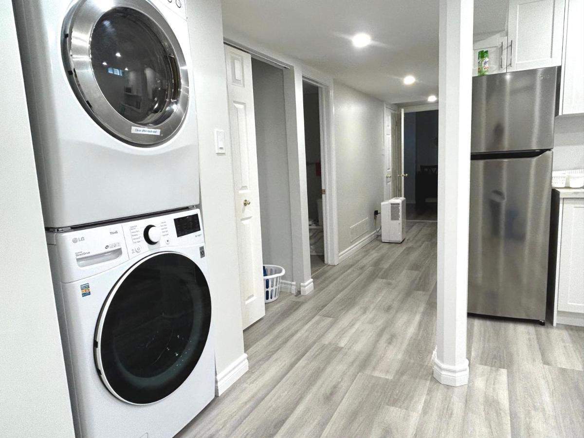 Perfect Location Comfort Private House Lower Level 2 Bedroom Unit Mississauga Kültér fotó